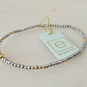 👼Bright Silver  Faceted Hematite 2mm bead bracelet 👼